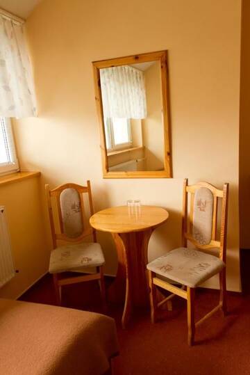 Фото номера Одноместный номер Отель Hotel Kozioł г. Kolno 7